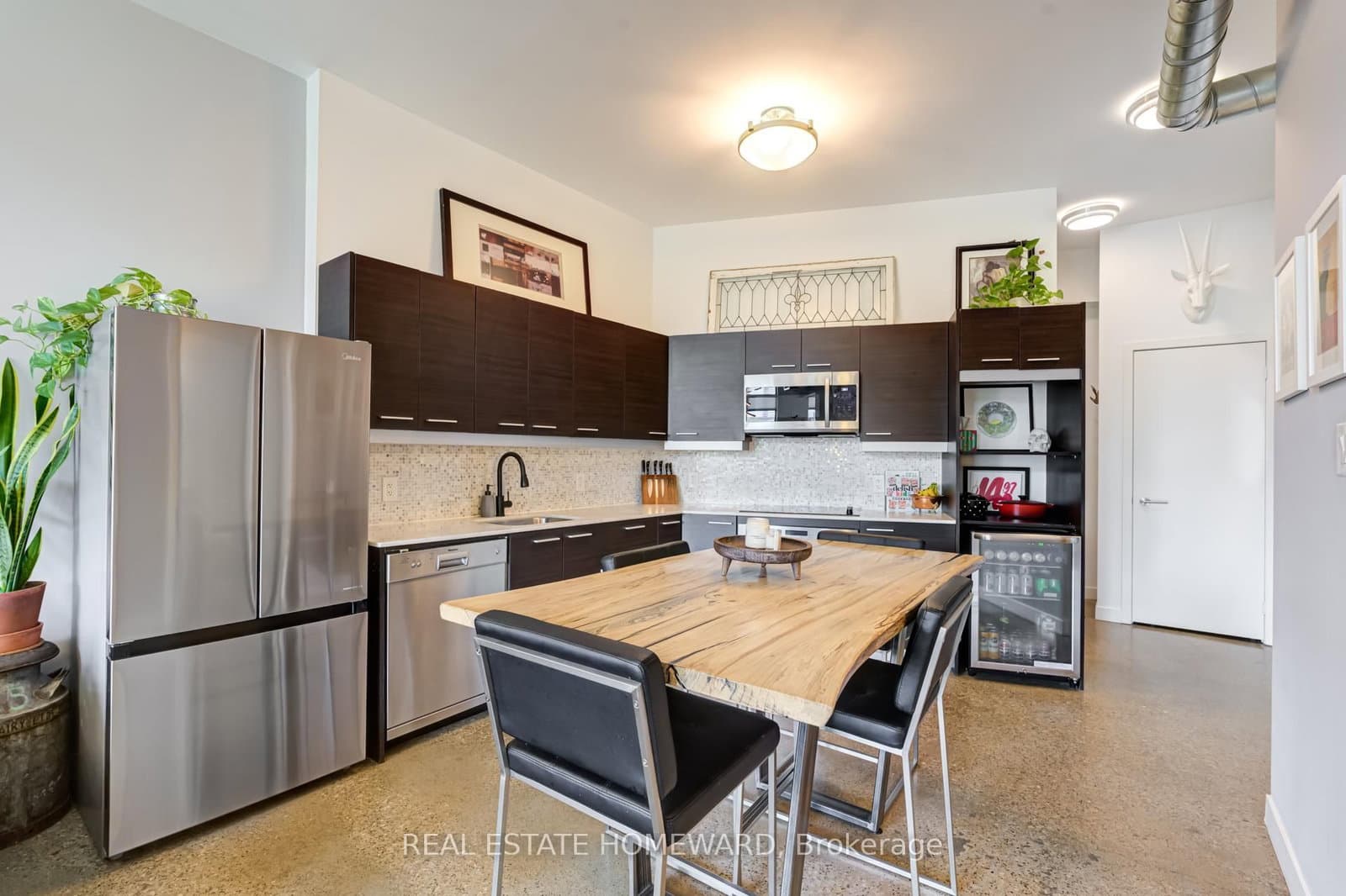 549 King Street E, Unit 310 thumbnail 5