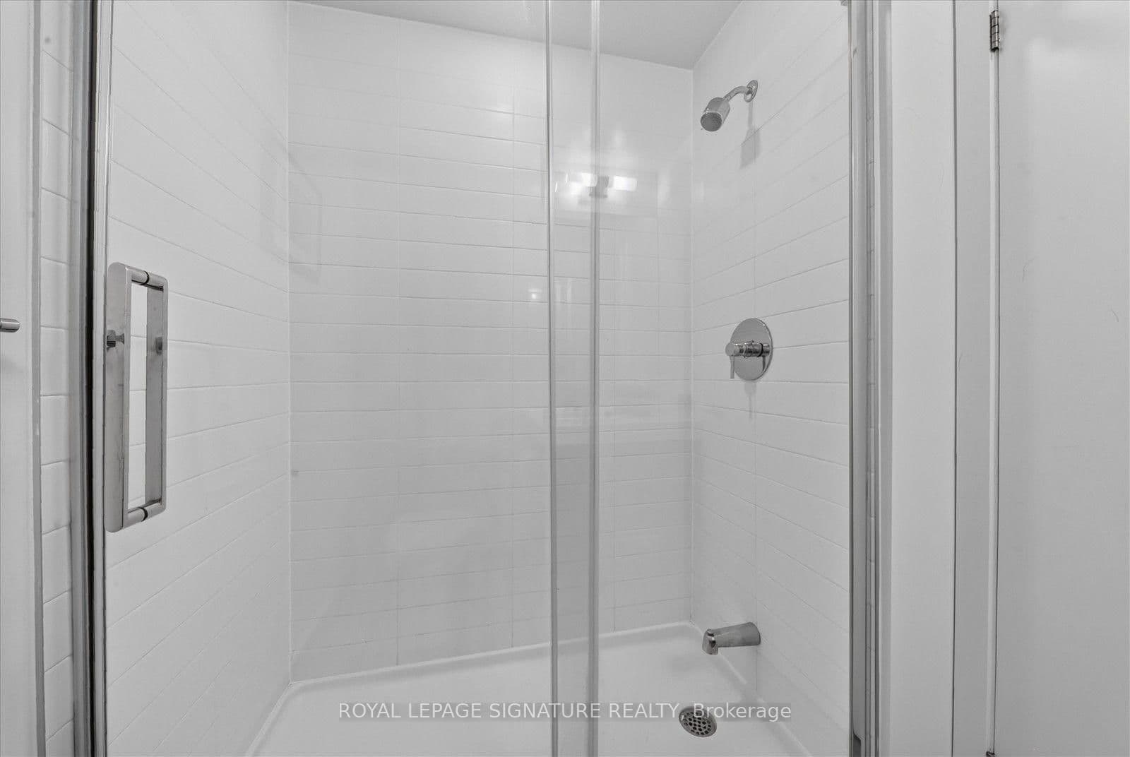 66 Forest Manor Road, Unit 2112 thumbnail 28
