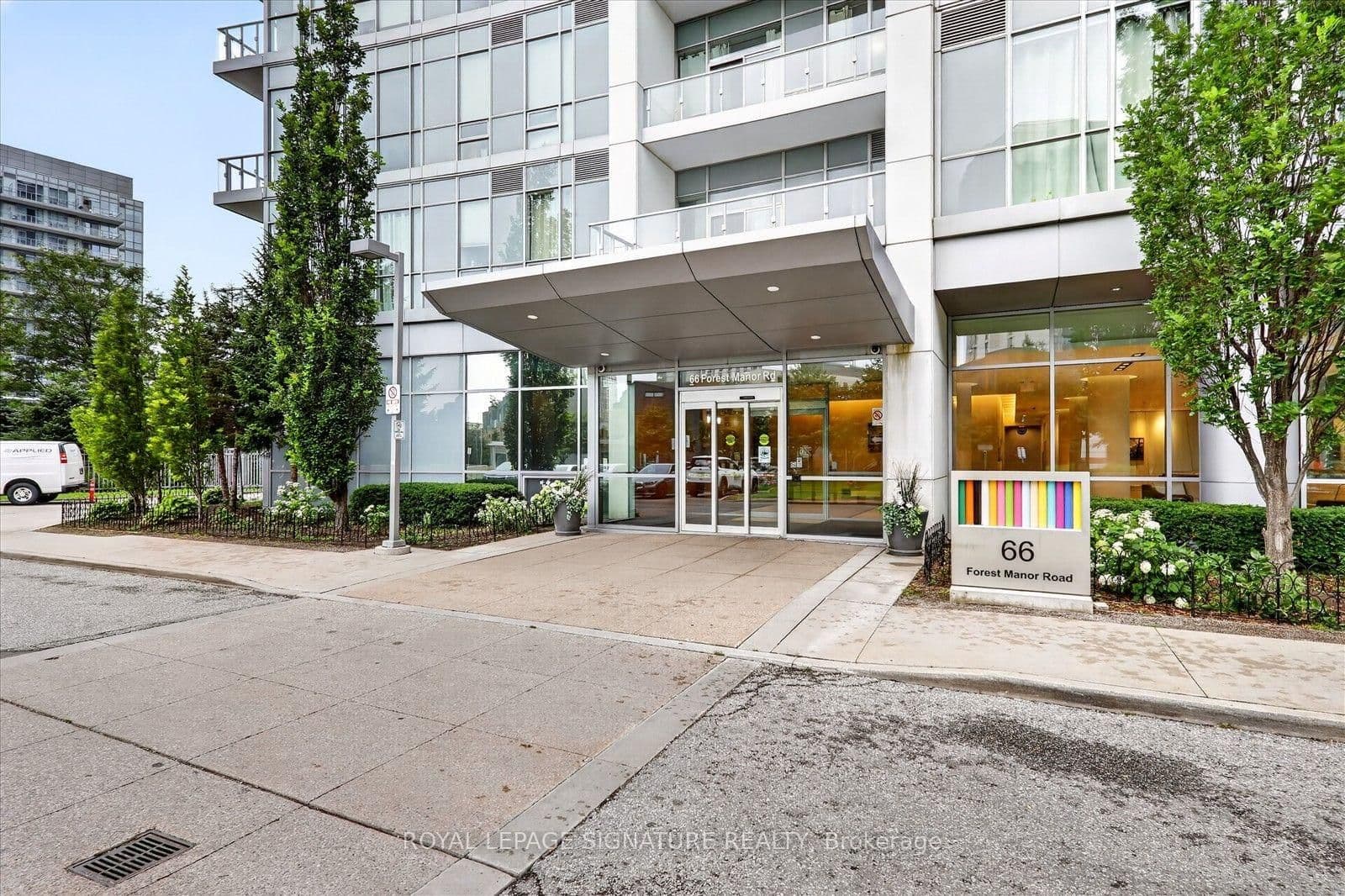 66 Forest Manor Road, Unit 2112 thumbnail 3