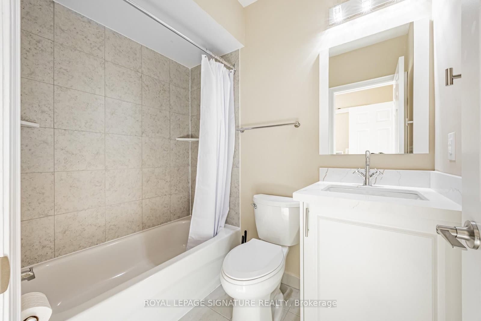 14 Howland Avenue, Unit 1 thumbnail 10