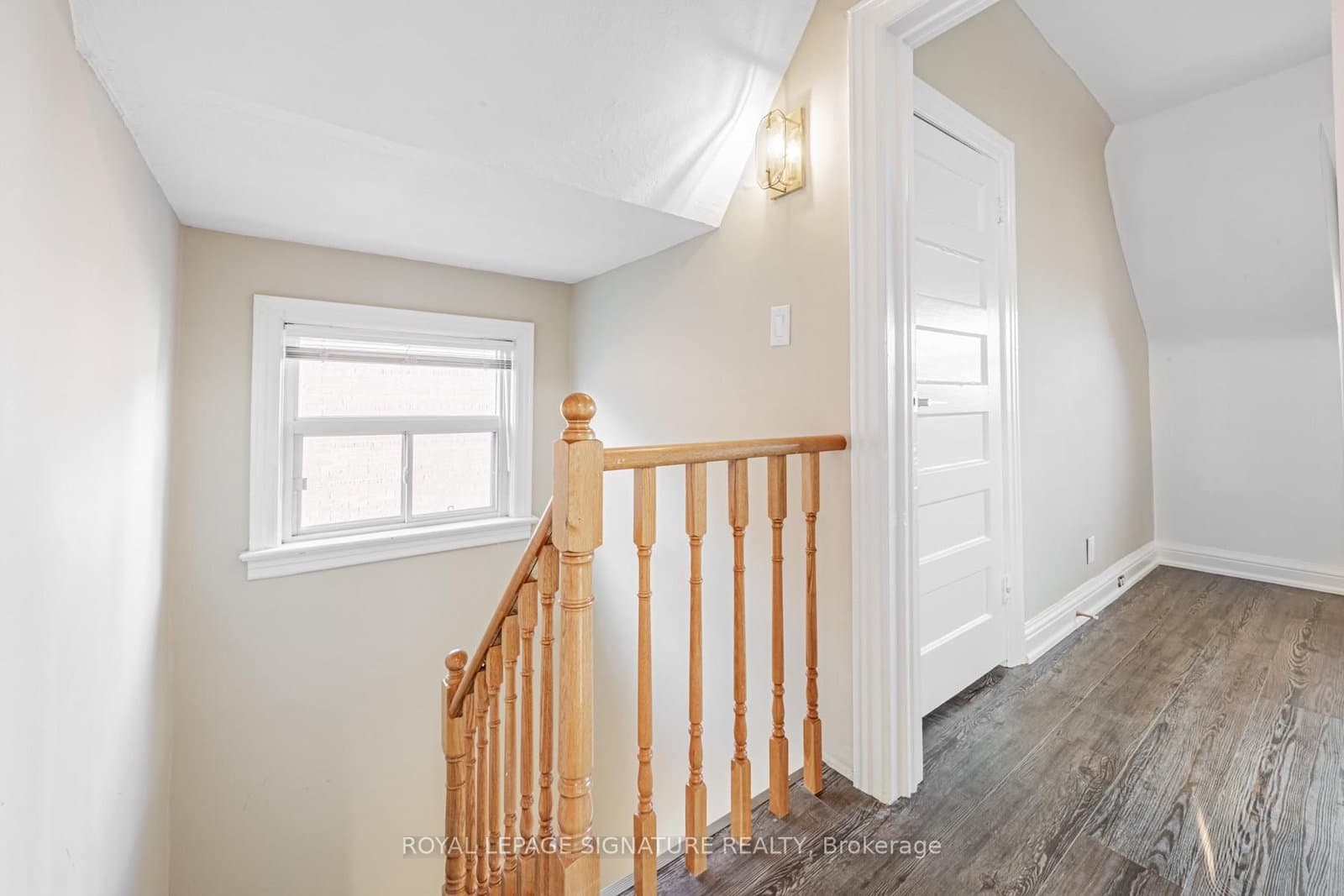 14 Howland Avenue, Unit 1 thumbnail 12