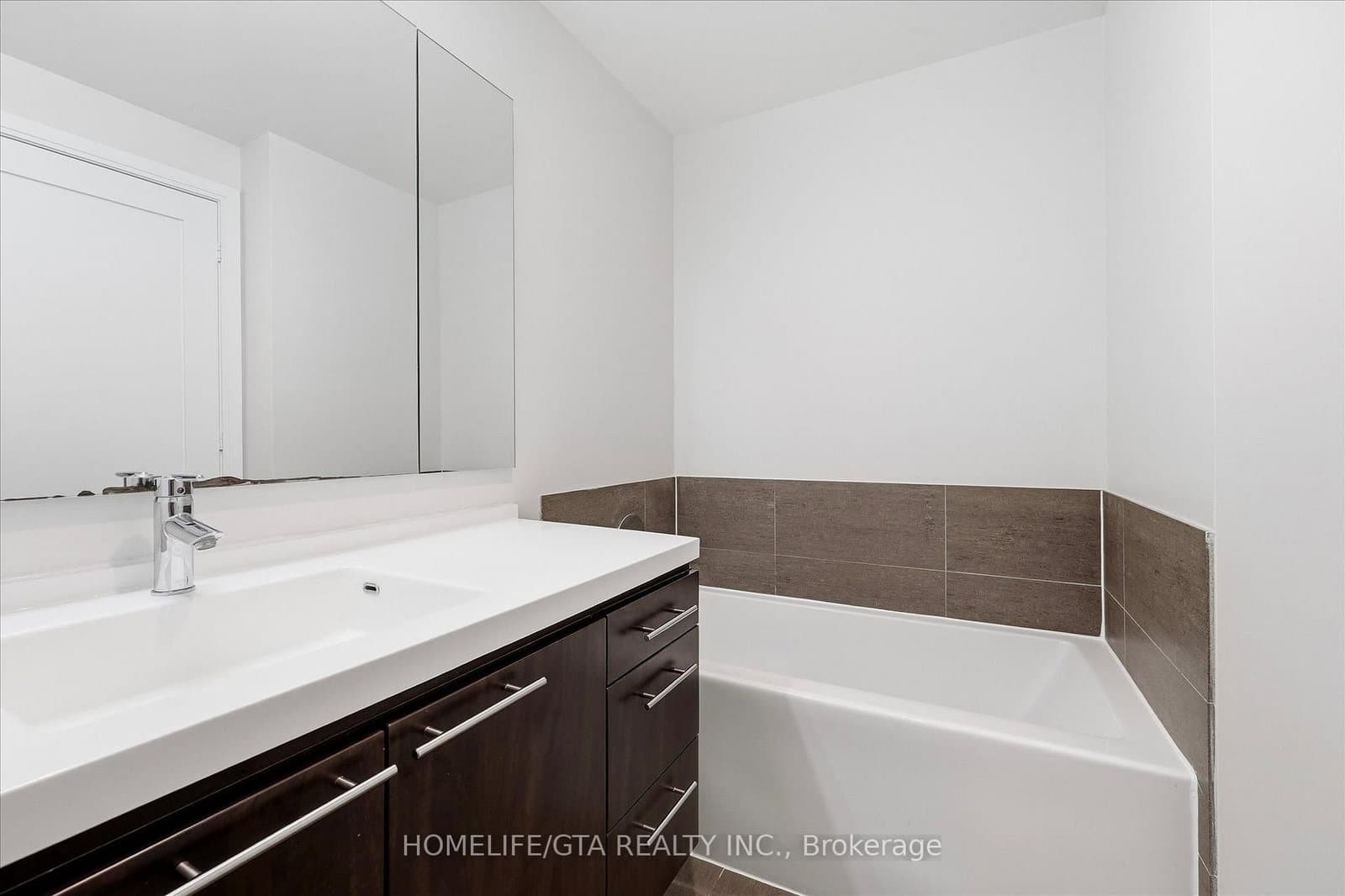 25 Broadway Avenue, Unit 1102 thumbnail 34