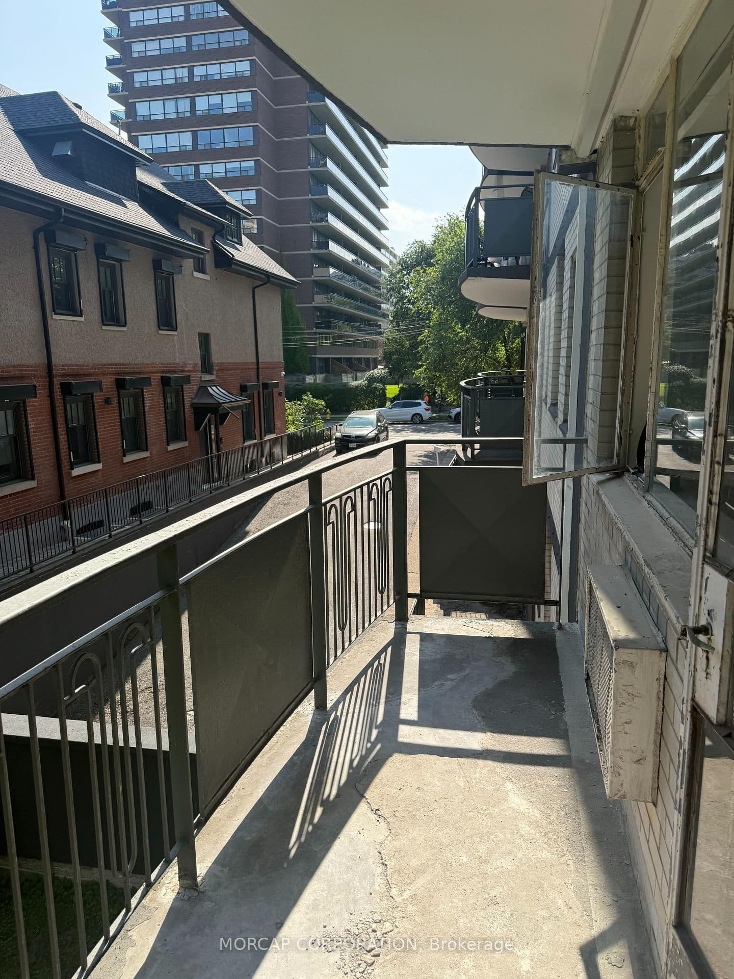 25 Bedford Road, Unit 205 thumbnail 6