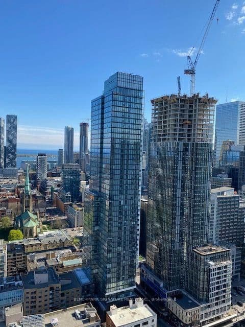 88 Queen Street E, Unit 3807 thumbnail 14