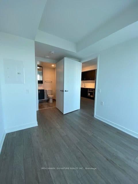88 Queen Street E, Unit 3807 thumbnail 6