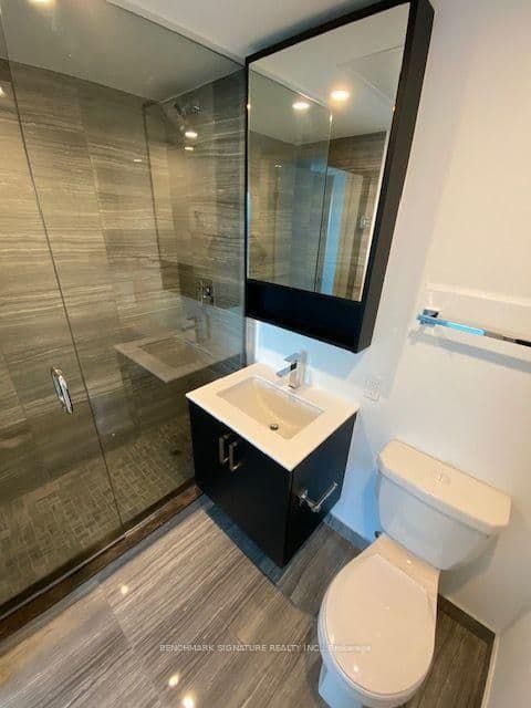 88 Queen Street E, Unit 3807 thumbnail 7