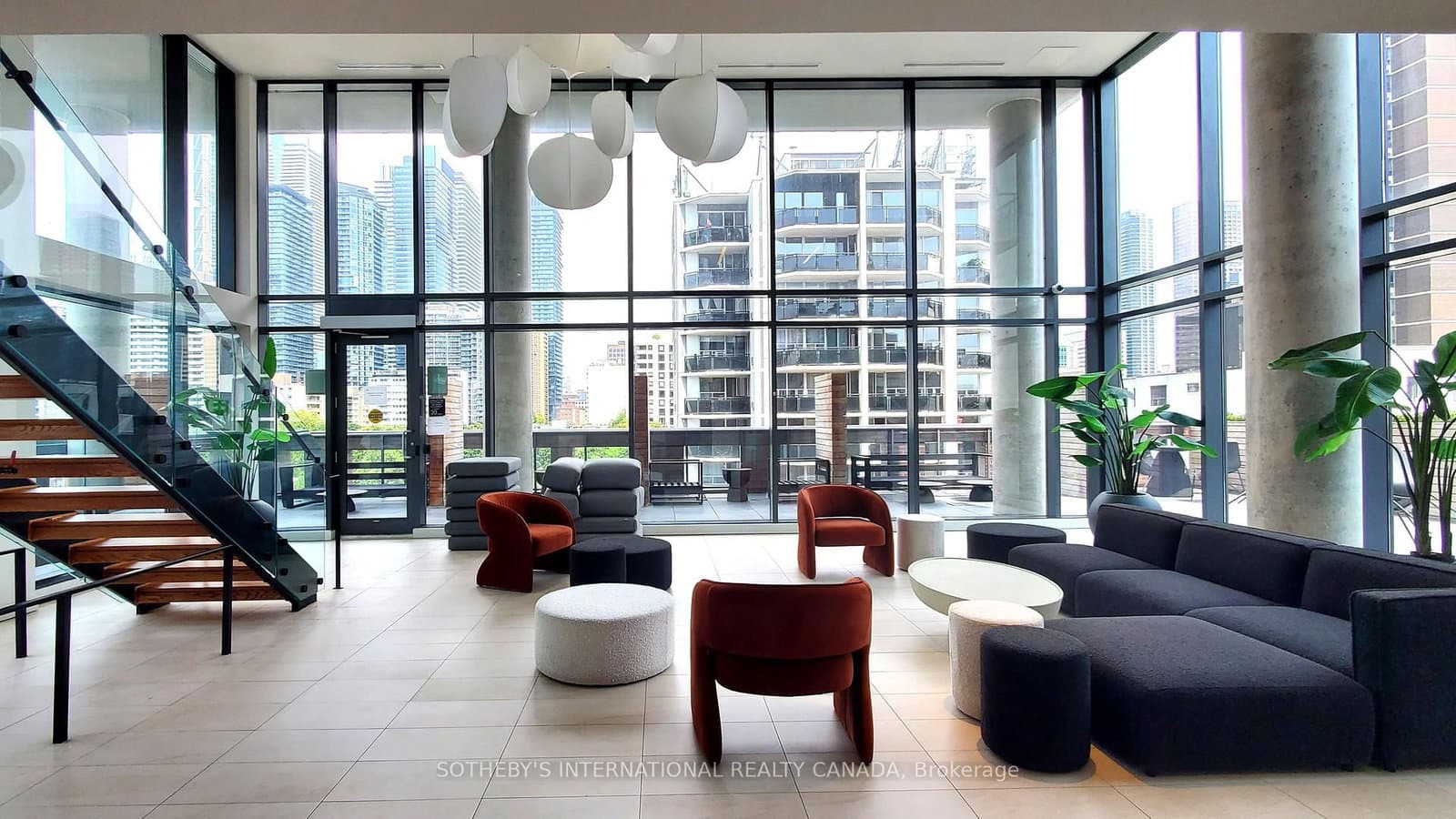 81 Wellesley Street E, Unit 305-Den thumbnail 4