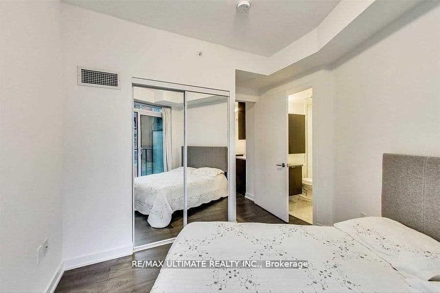 38 Iannuzzi Street, Unit 541 thumbnail 5