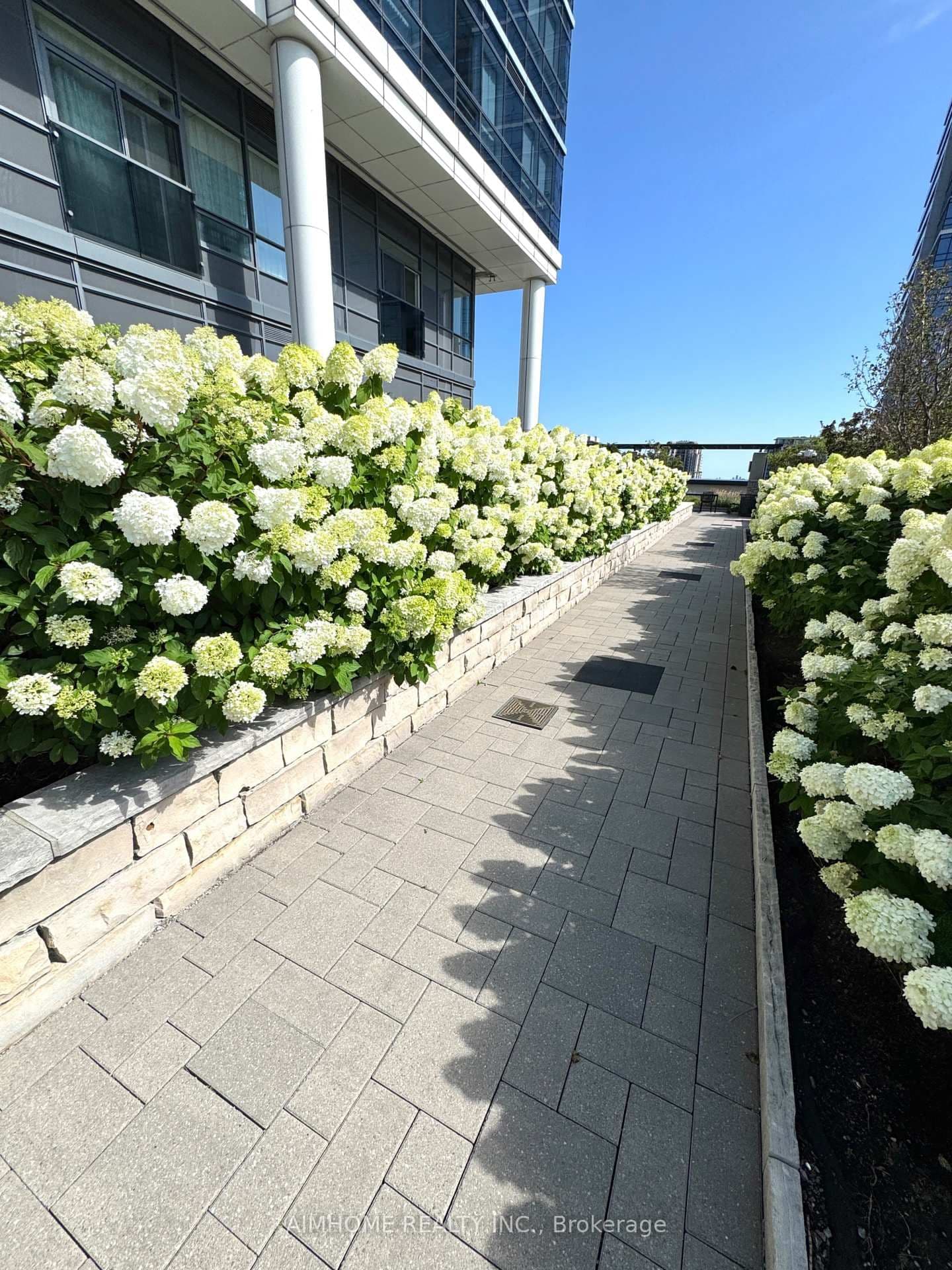 5 Sheppard Avenue E, Unit 3917 thumbnail 26