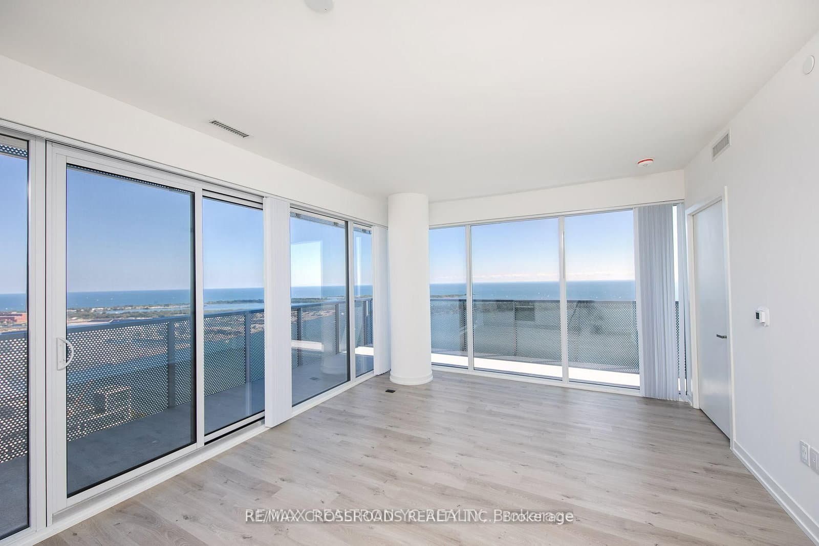 138 Downes Street, Unit 5306 thumbnail 17