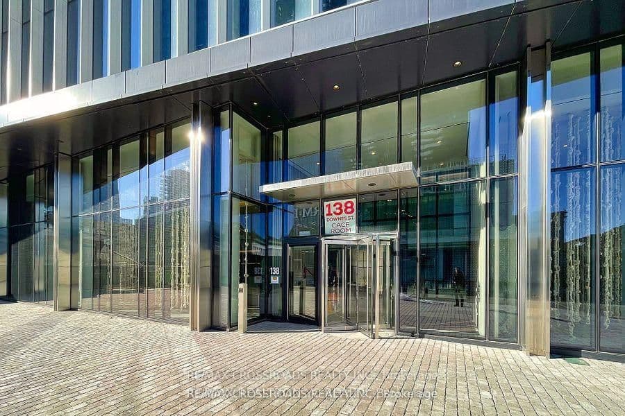 138 Downes Street, Unit 5306 thumbnail 2