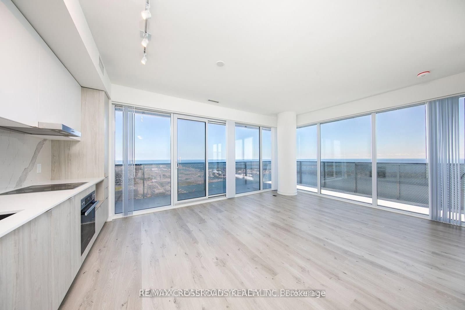 138 Downes Street, Unit 5306 thumbnail 5