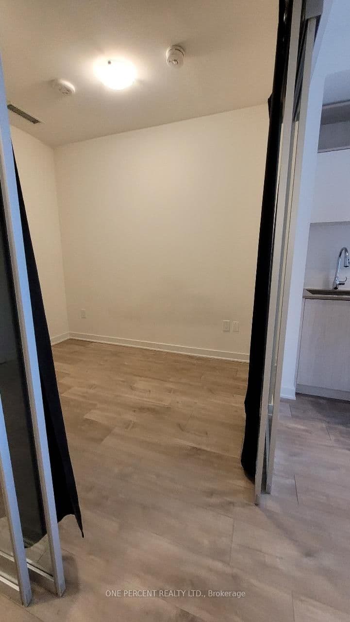 121 Lower Sherbourne Street E, Unit 471 thumbnail 8