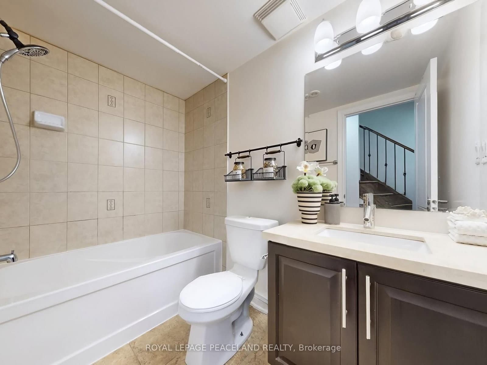 82 Hargrave Lane thumbnail 13