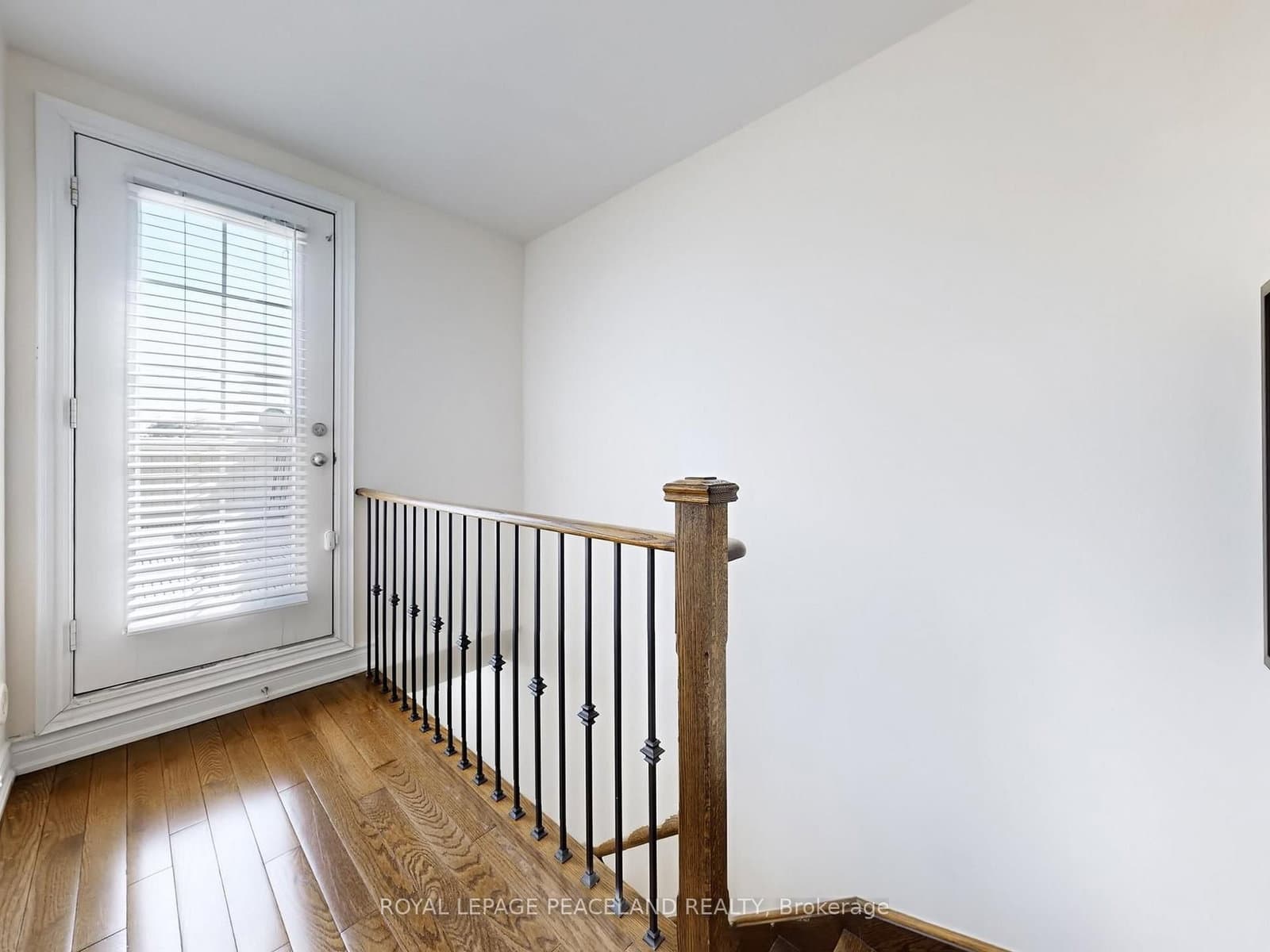 82 Hargrave Lane thumbnail 19