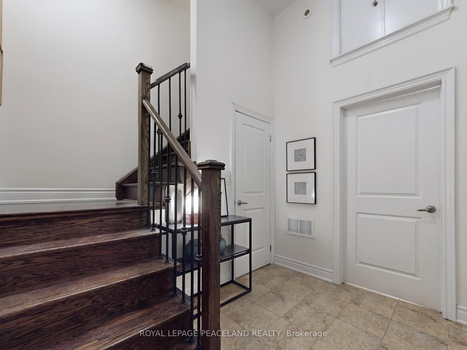 82 Hargrave Lane thumbnail 24