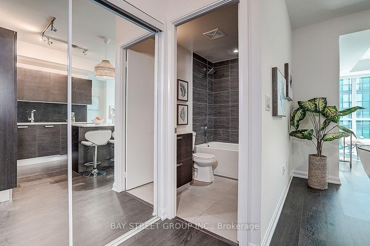 11 Bogert Avenue, Unit 3209 thumbnail 10