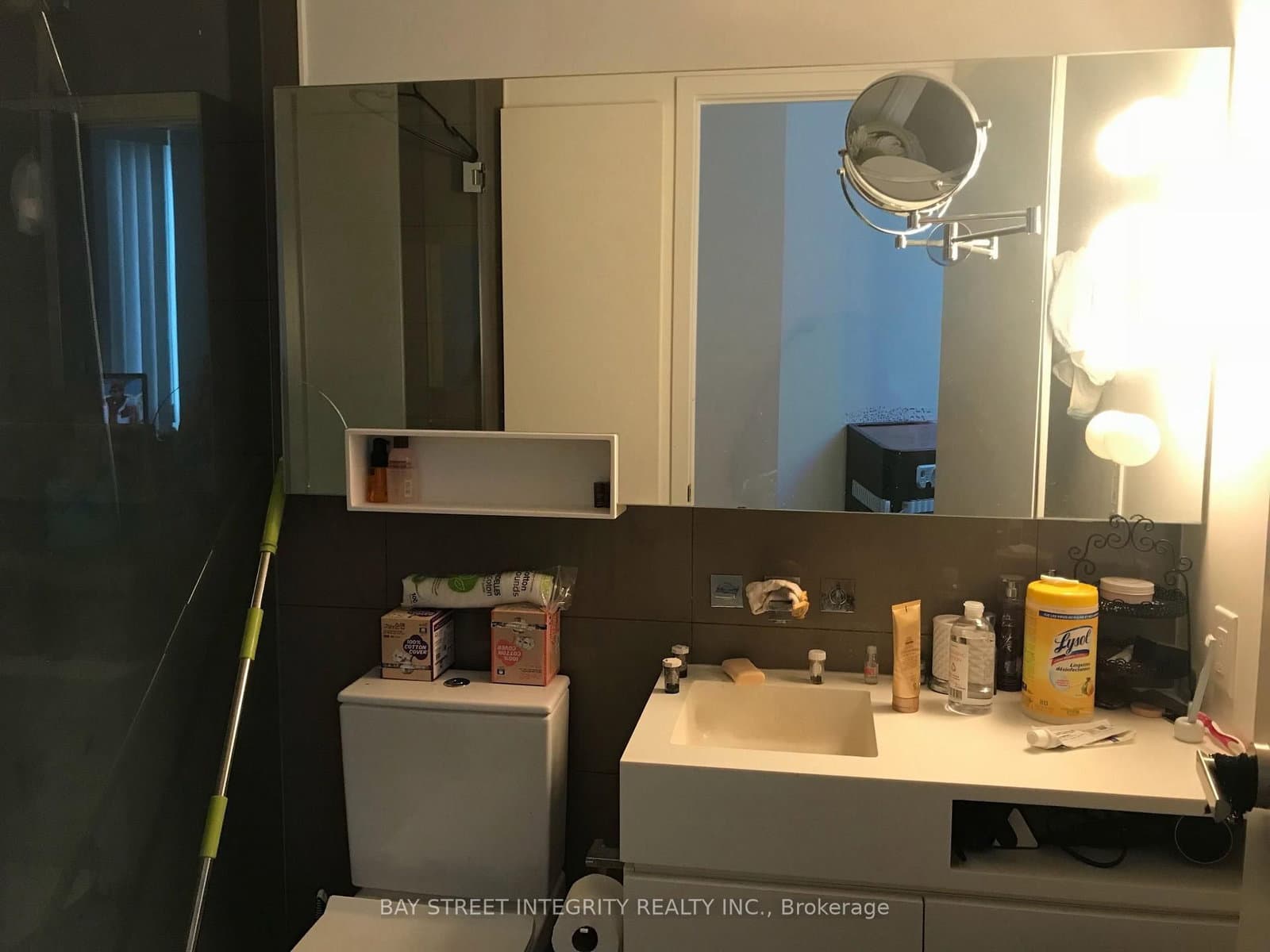 45 Charles Street E, Unit 802 thumbnail 10