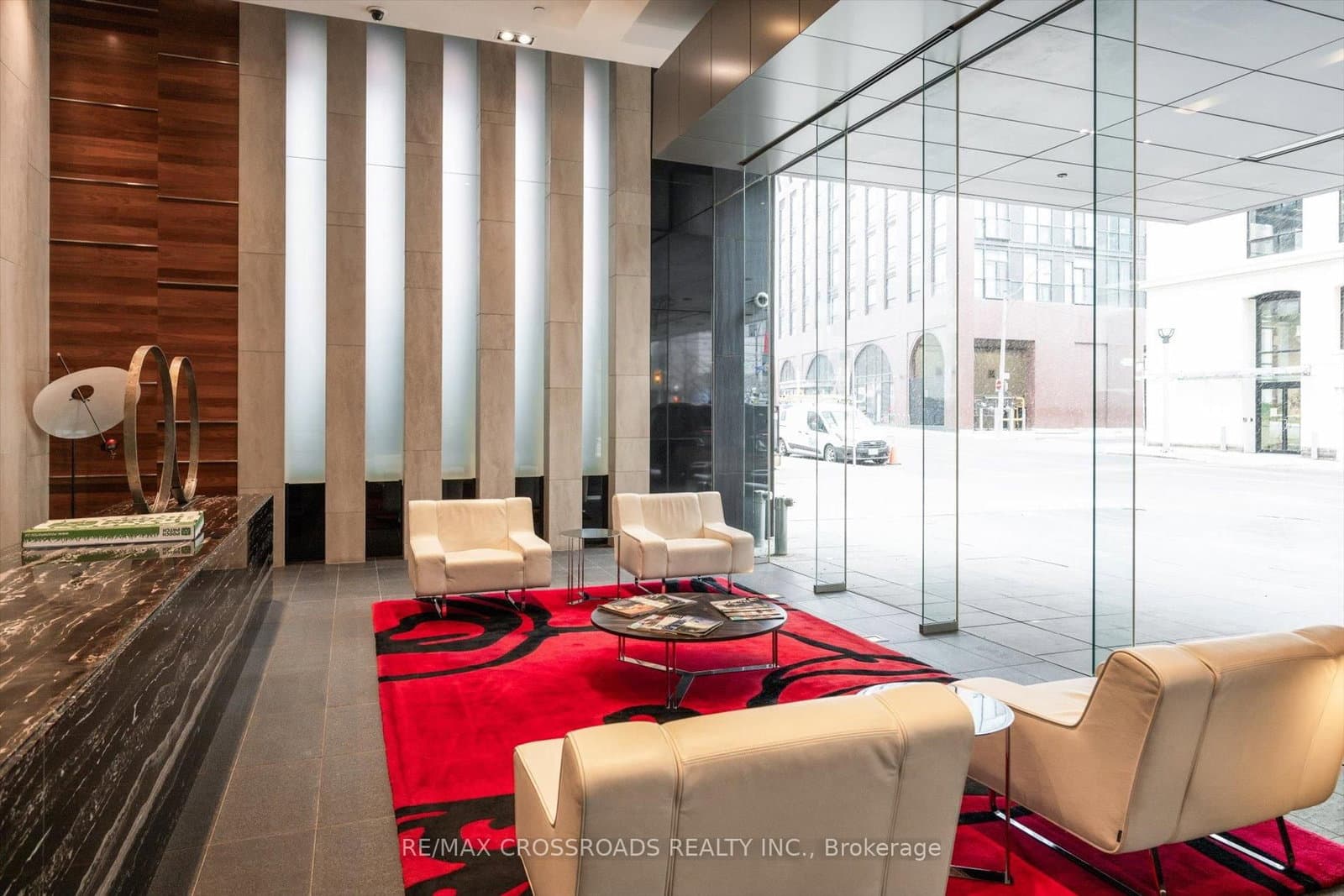 80 John Street, Unit 4103 thumbnail 4