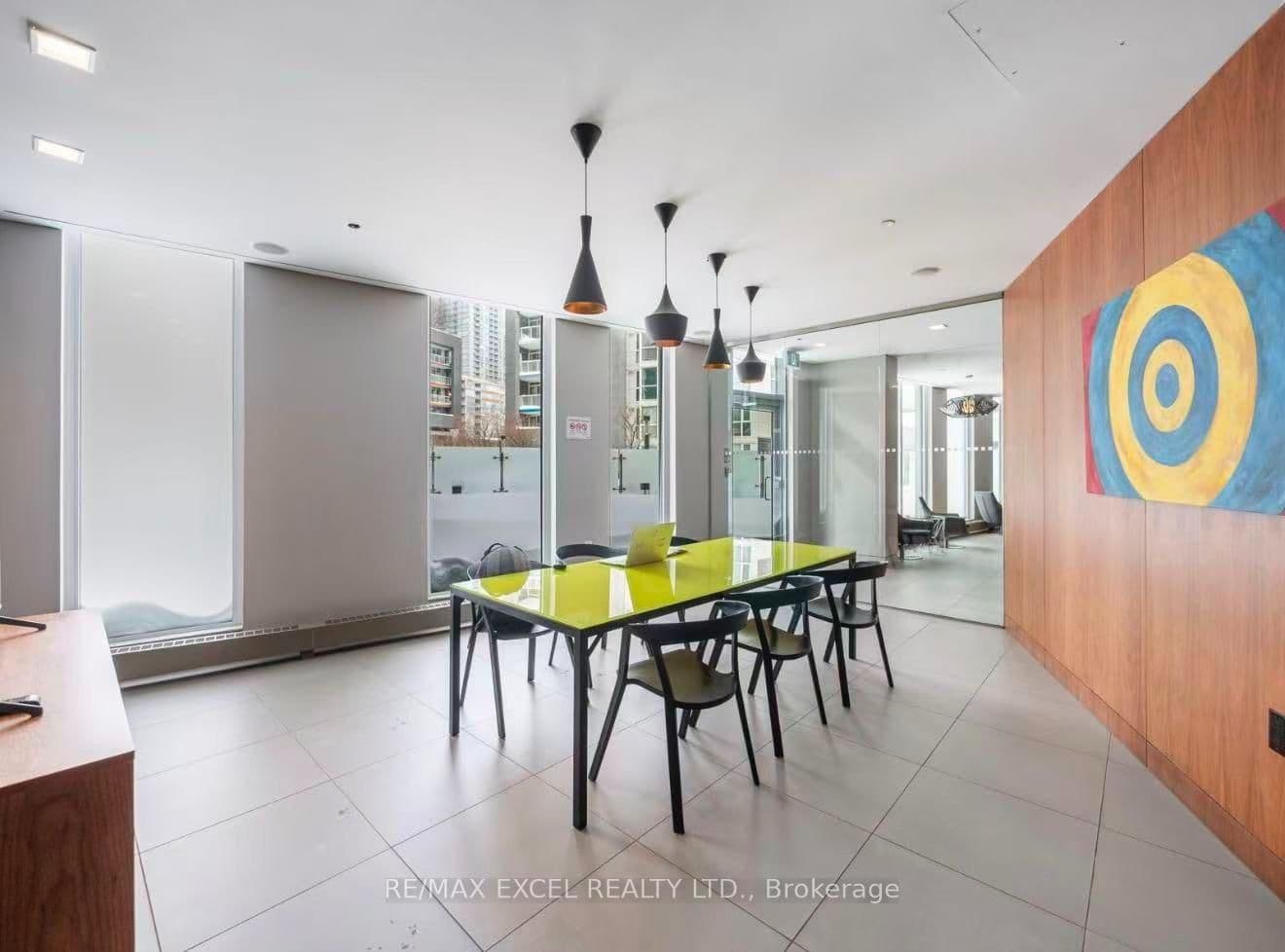 75 Queens Wharf Road, Unit 1915 thumbnail 18