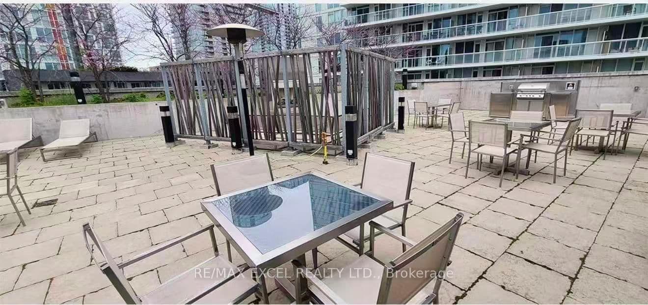 75 Queens Wharf Road, Unit 1915 thumbnail 20