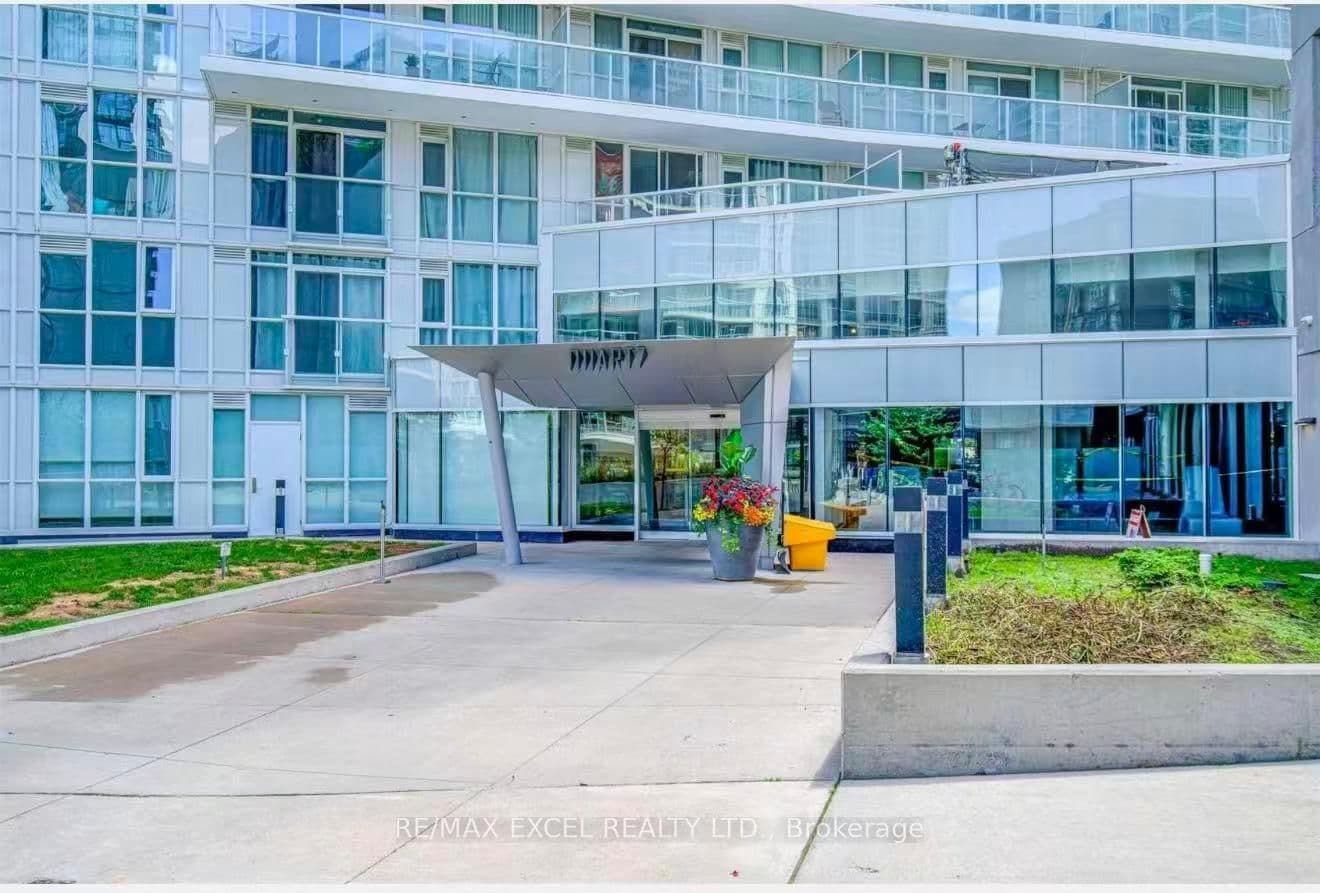 75 Queens Wharf Road, Unit 1915 thumbnail 3
