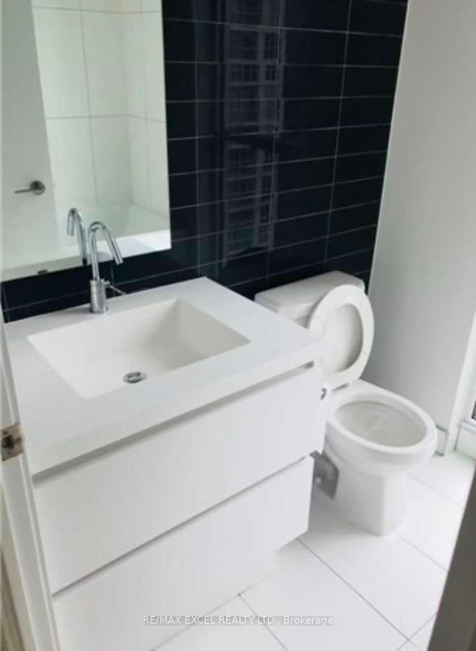 75 Queens Wharf Road, Unit 1915 thumbnail 30