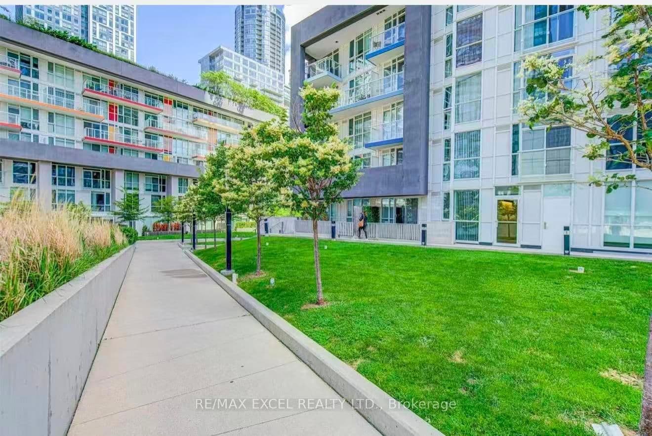 75 Queens Wharf Road, Unit 1915 thumbnail 9