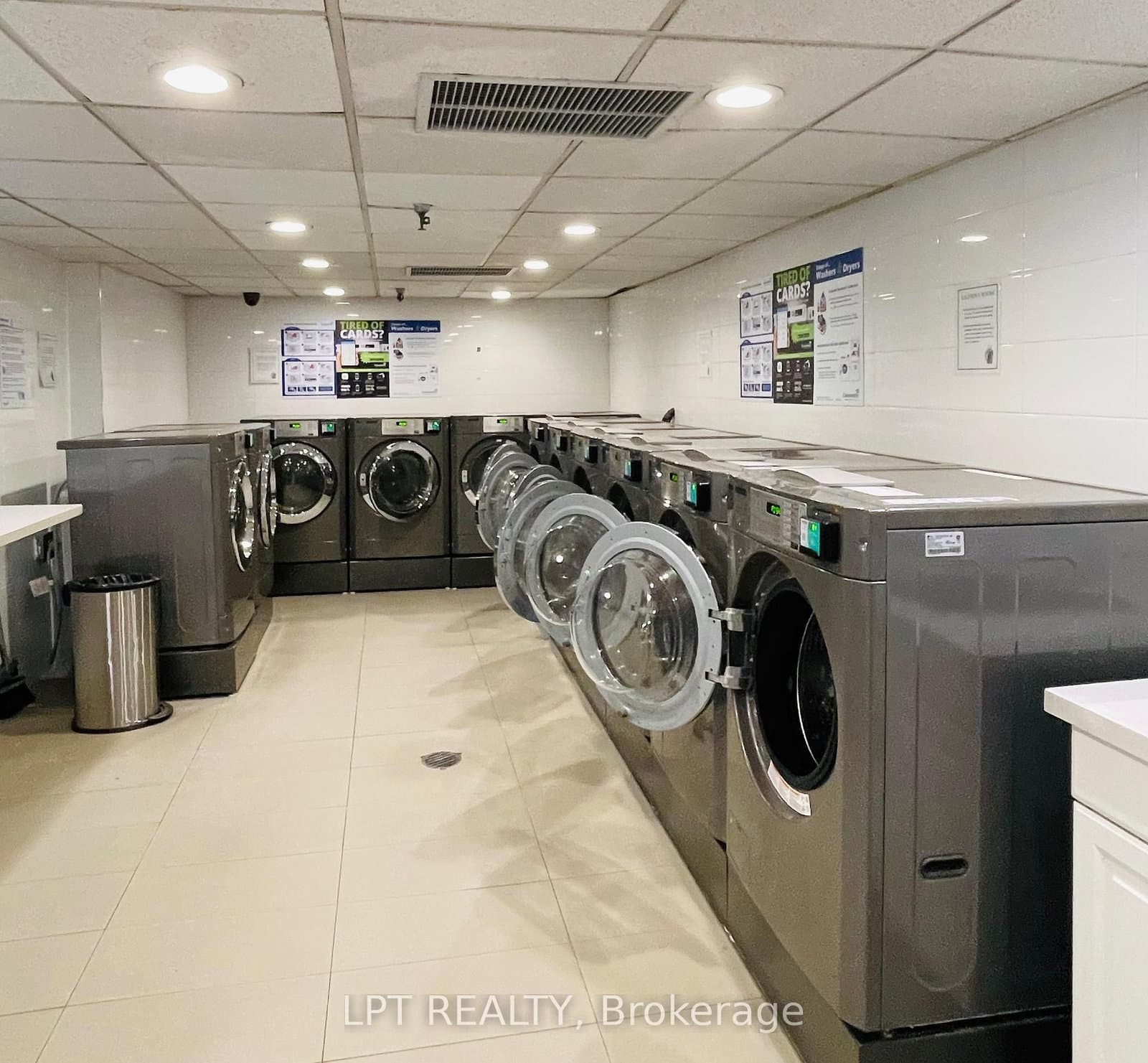 22 Shallmar Boulevard, Unit 402 thumbnail 24
