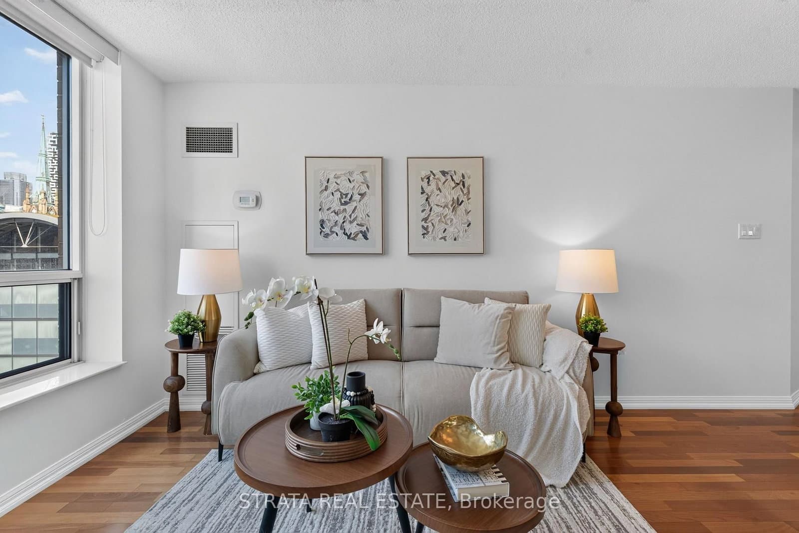 109 Front Street E, Unit 814 thumbnail 16