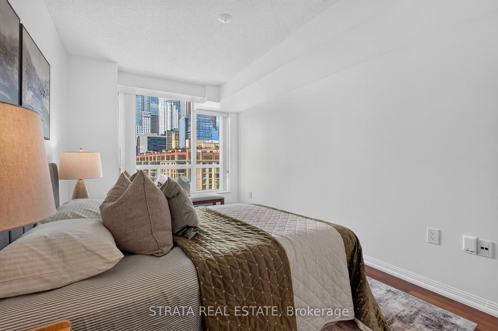 109 Front Street E, Unit 814 thumbnail 22