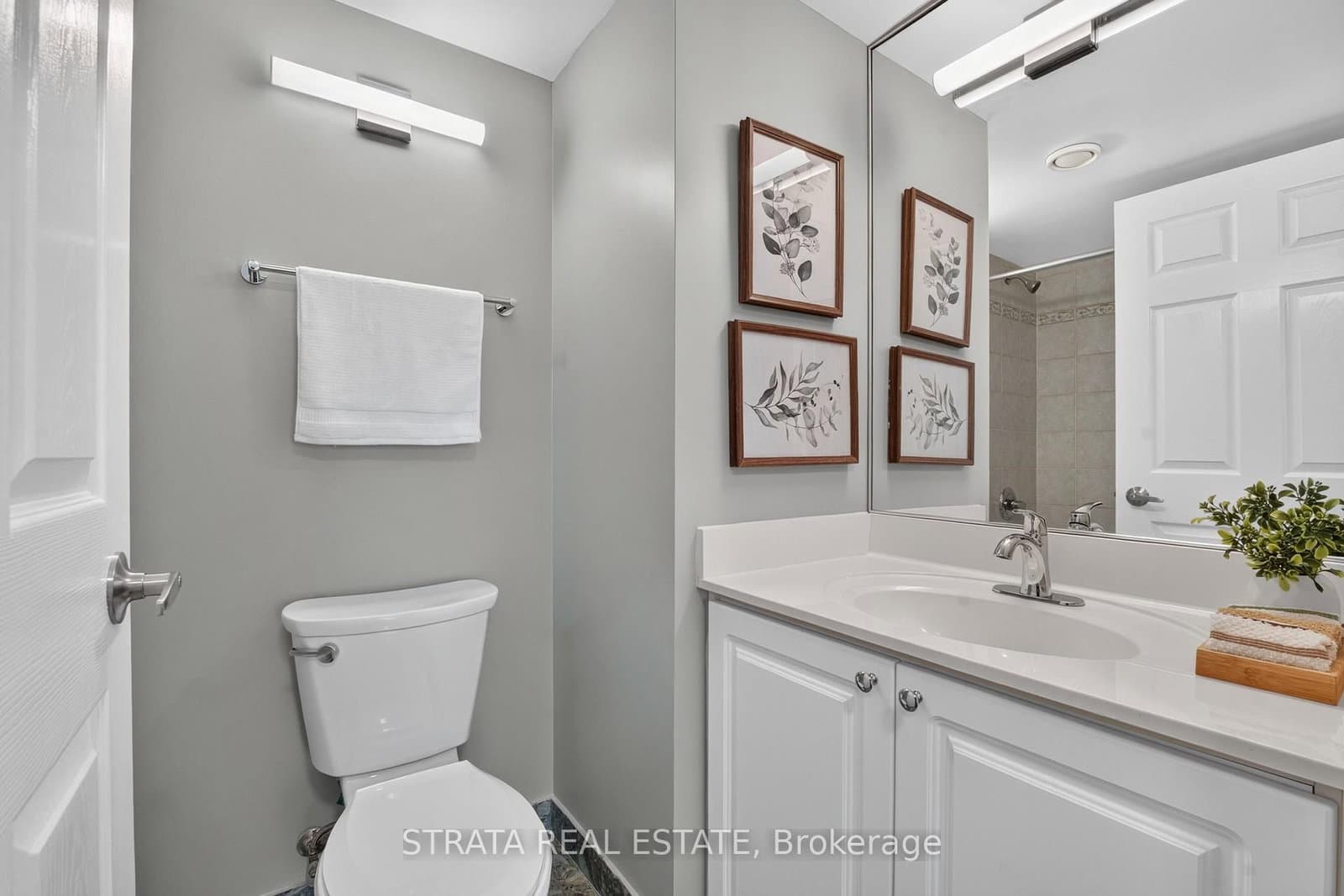 109 Front Street E, Unit 814 thumbnail 28
