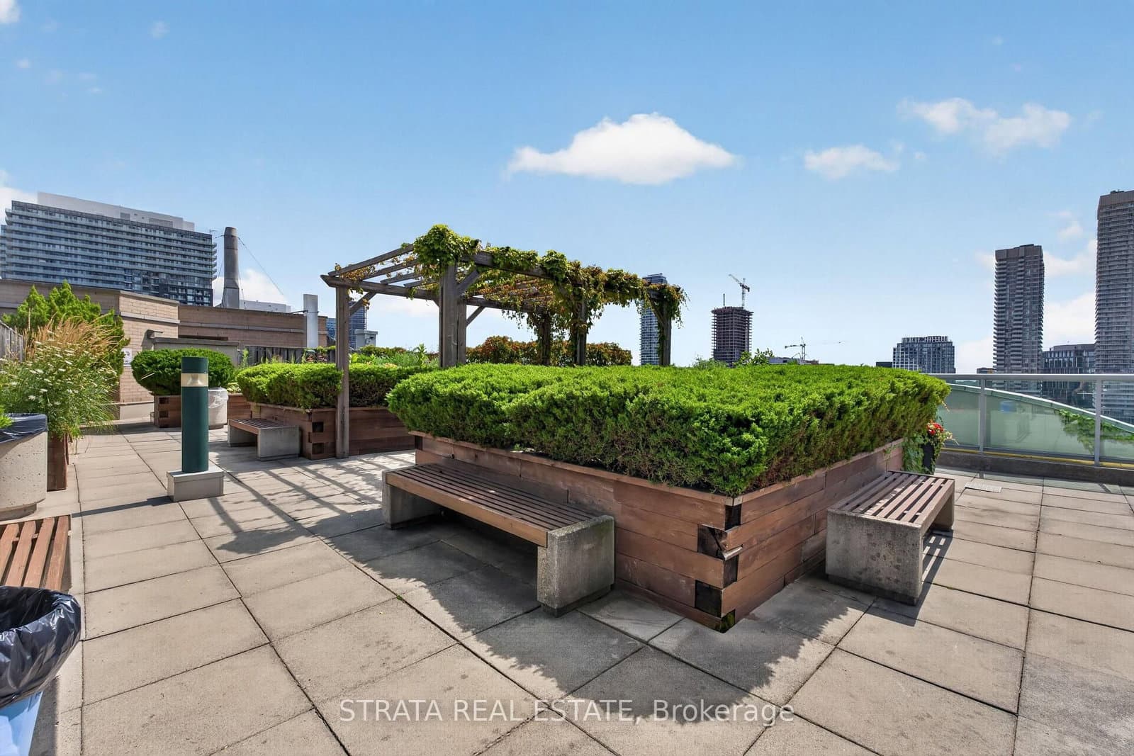 109 Front Street E, Unit 814 thumbnail 34
