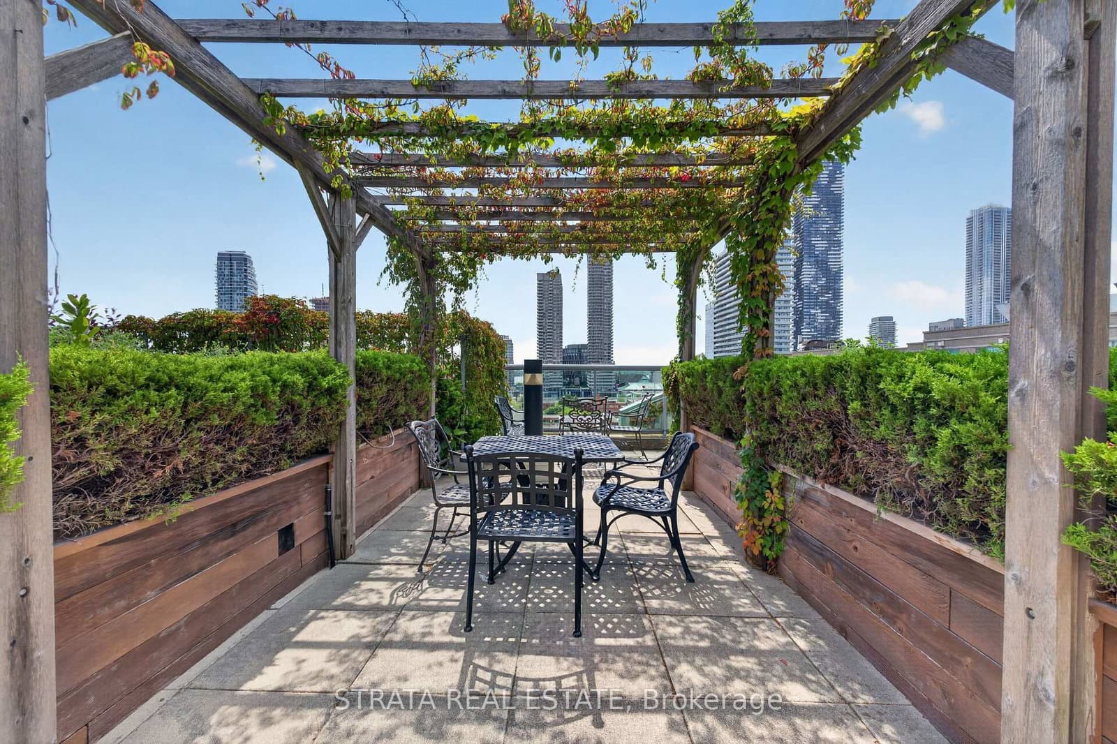 109 Front Street E, Unit 814 thumbnail 35