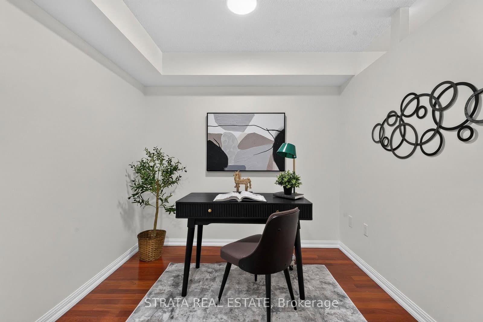 109 Front Street E, Unit 814 thumbnail 7