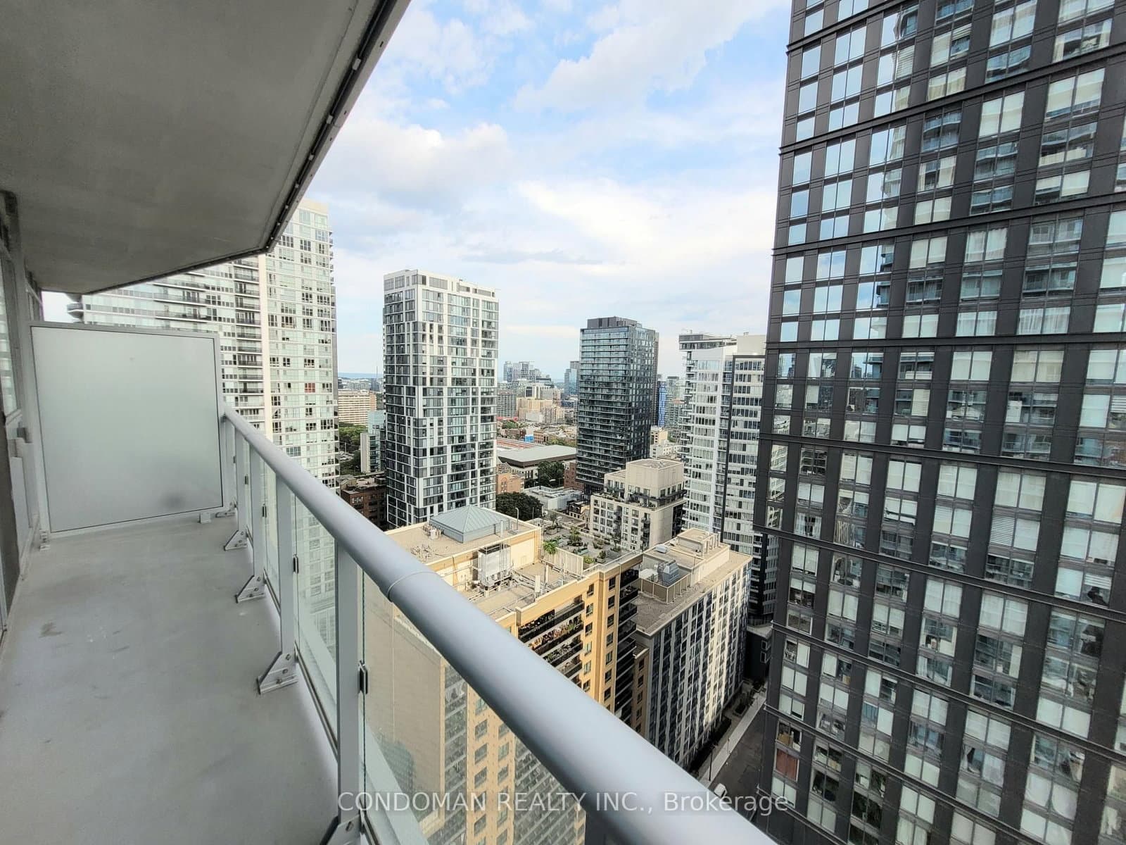 100 Dalhousie Street, Unit 2408 thumbnail 15