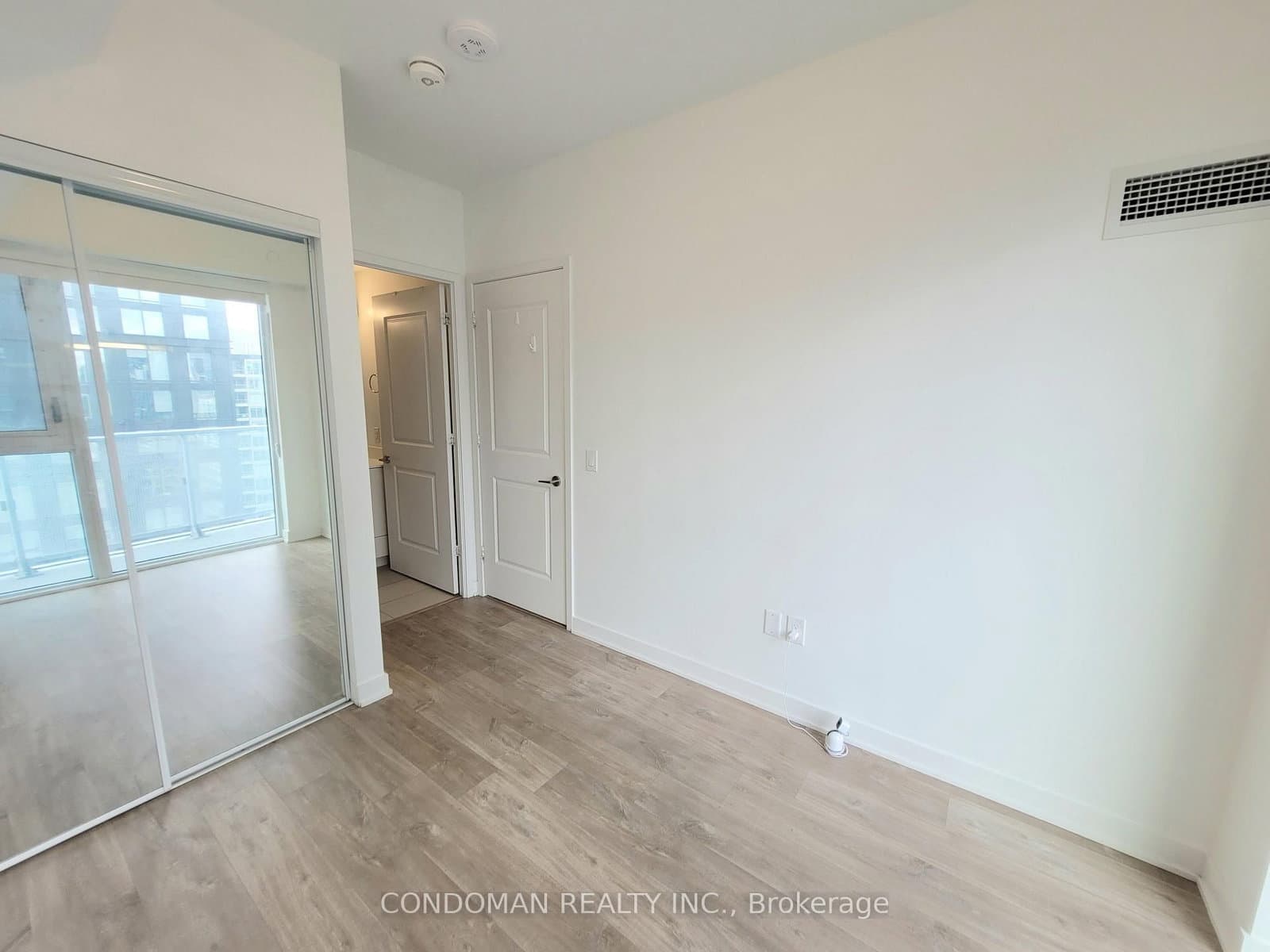 100 Dalhousie Street, Unit 2408 thumbnail 7