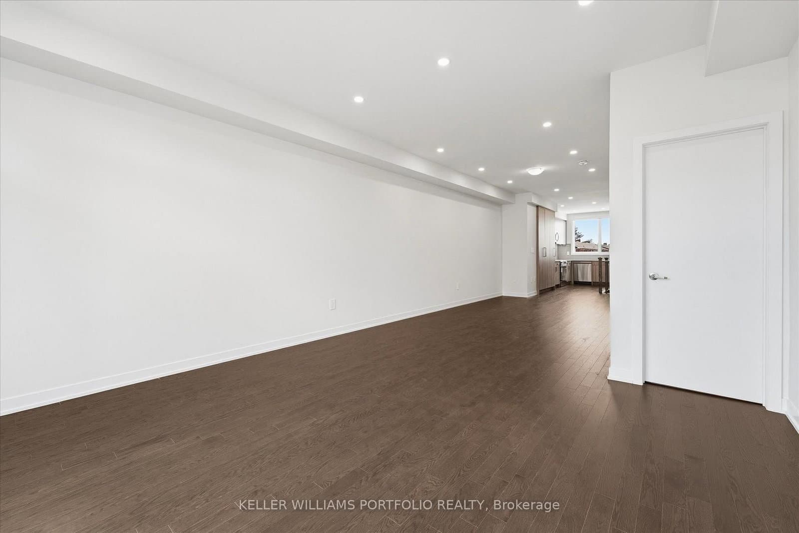 372 Lawrence Heights Way thumbnail 10