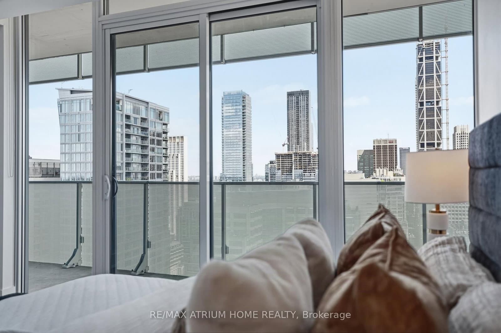 200 Bloor Street W, Unit 3103 thumbnail 29