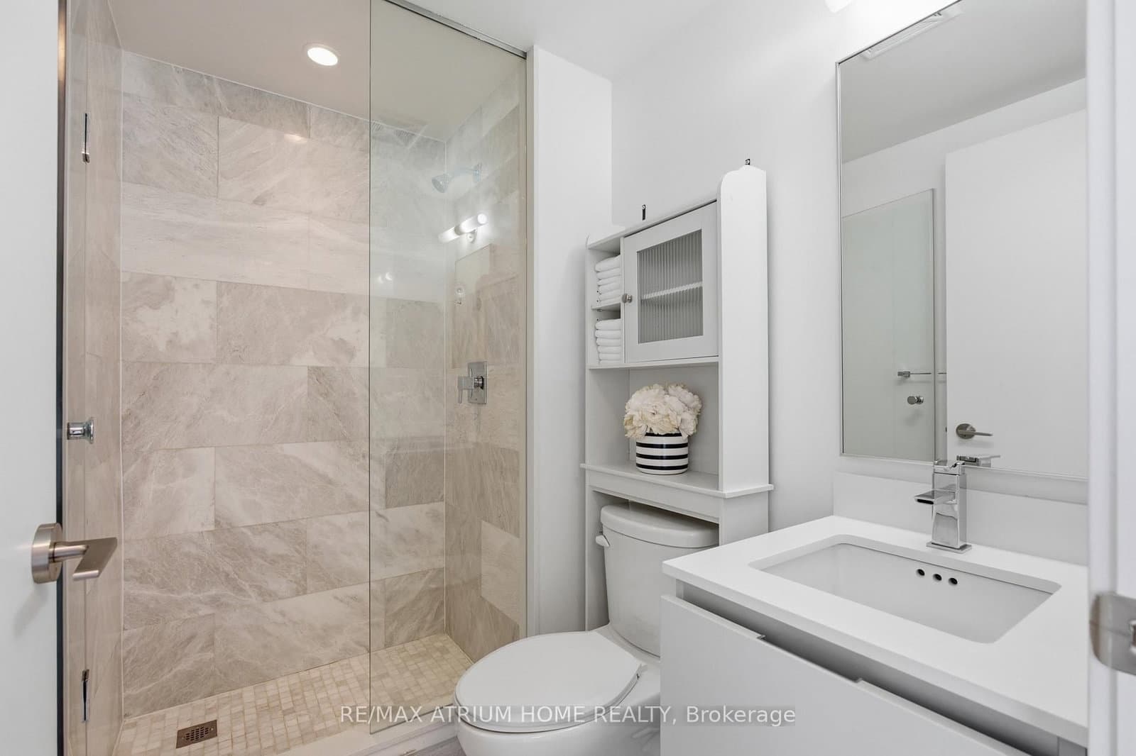 200 Bloor Street W, Unit 3103 thumbnail 35