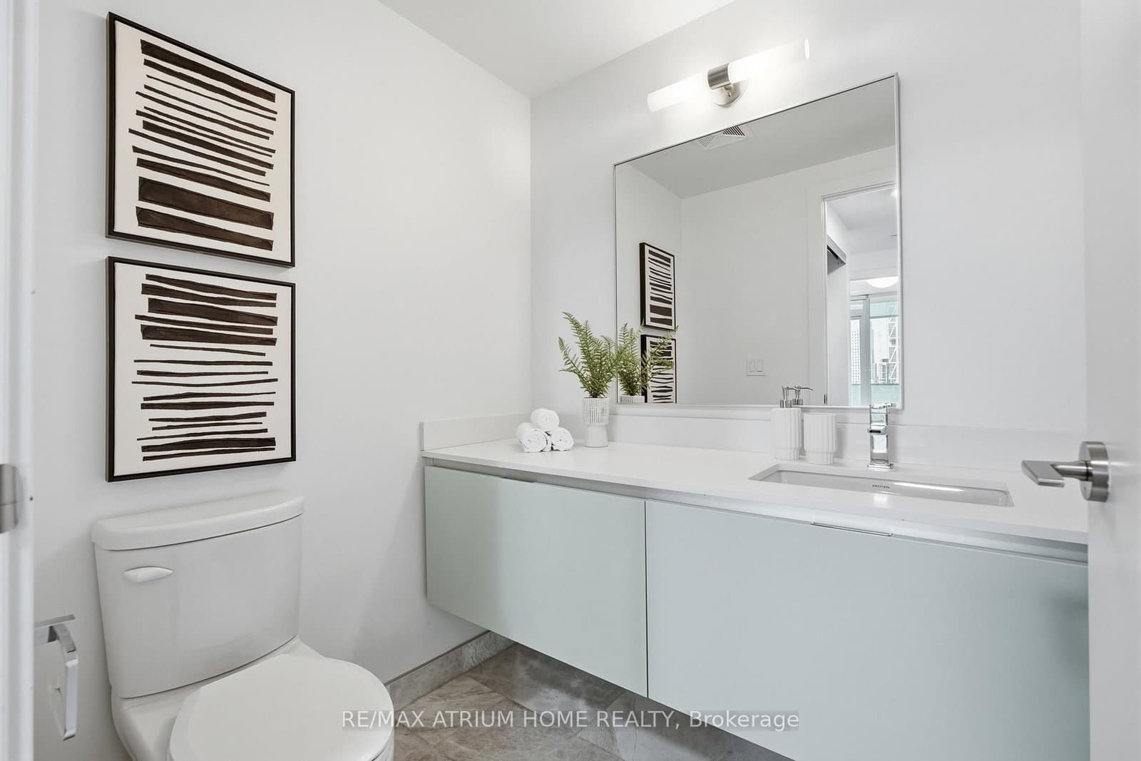 200 Bloor Street W, Unit 3103 thumbnail 39