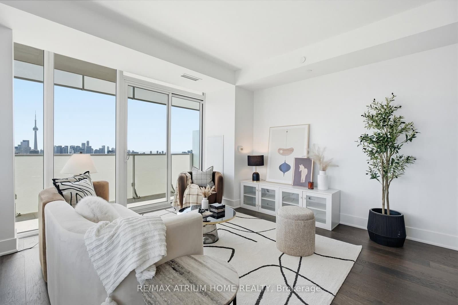 200 Bloor Street W, Unit 3103 thumbnail 8