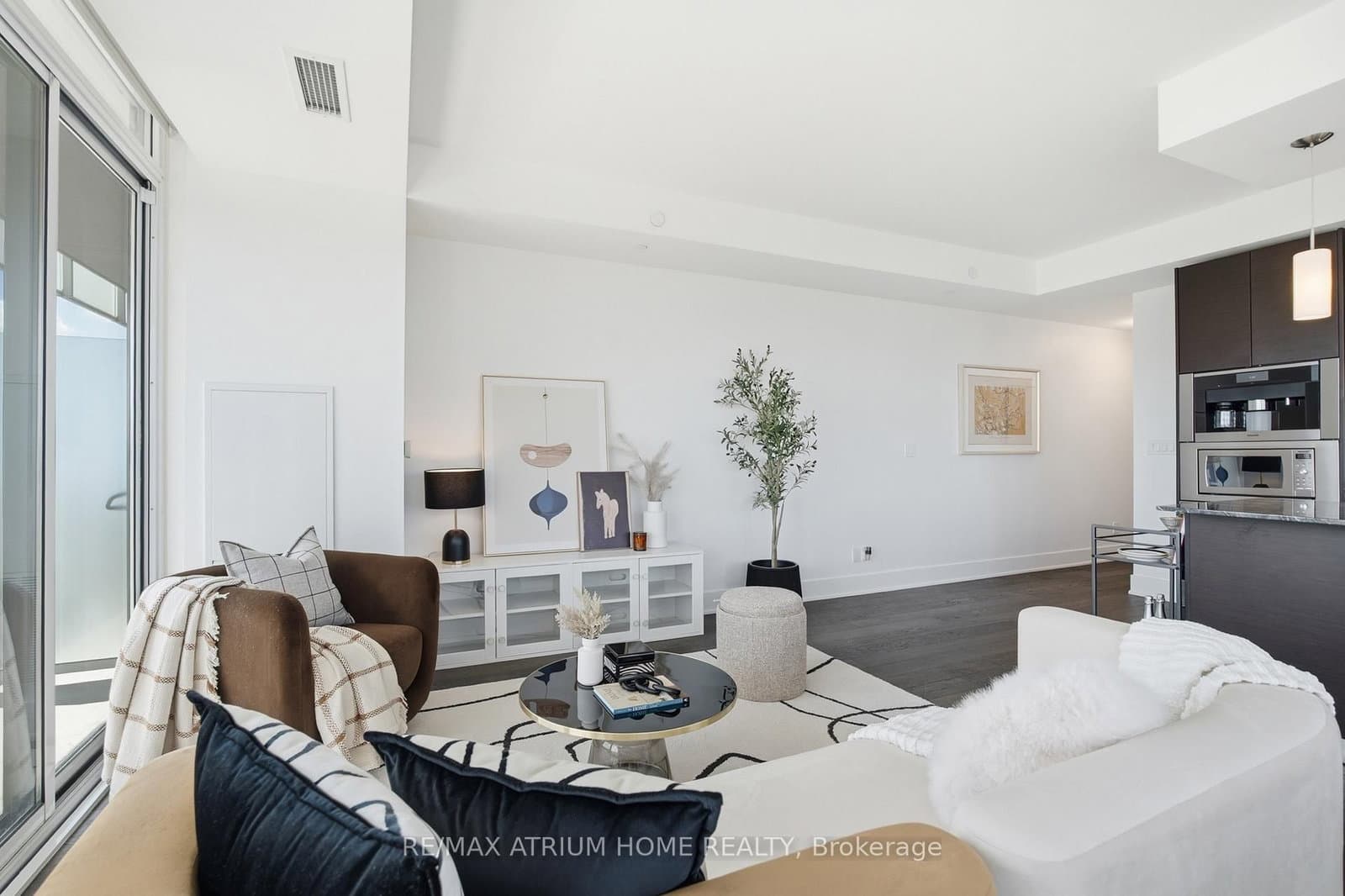 200 Bloor Street W, Unit 3103 thumbnail 9