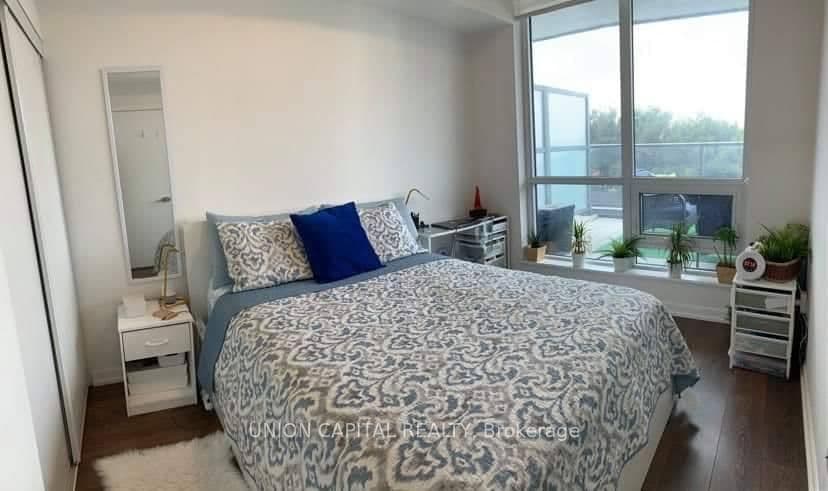 52 Forest Manor Road, Unit 201 thumbnail 5