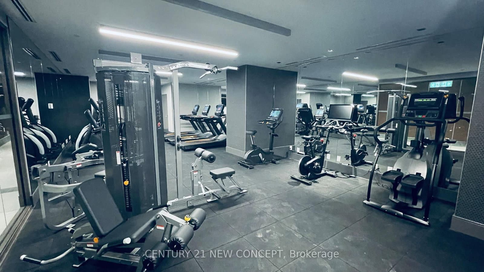 8 Widmer Street, Unit 3411 thumbnail 19