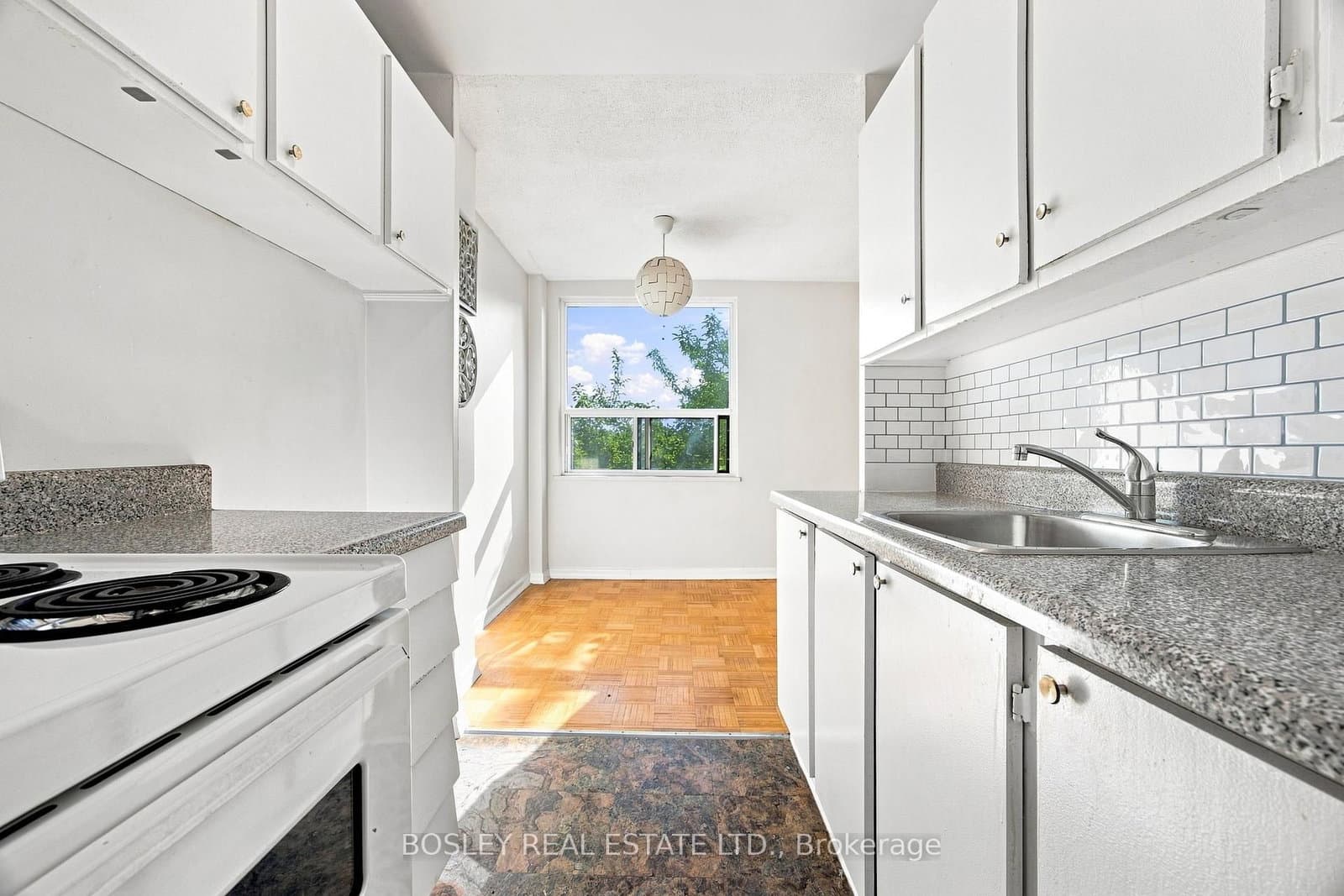 85 Lawton Boulevard, Unit 409 thumbnail 9