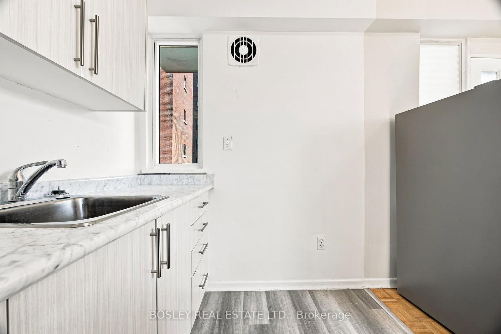 85 Lawton Boulevard, Unit 310 thumbnail 11