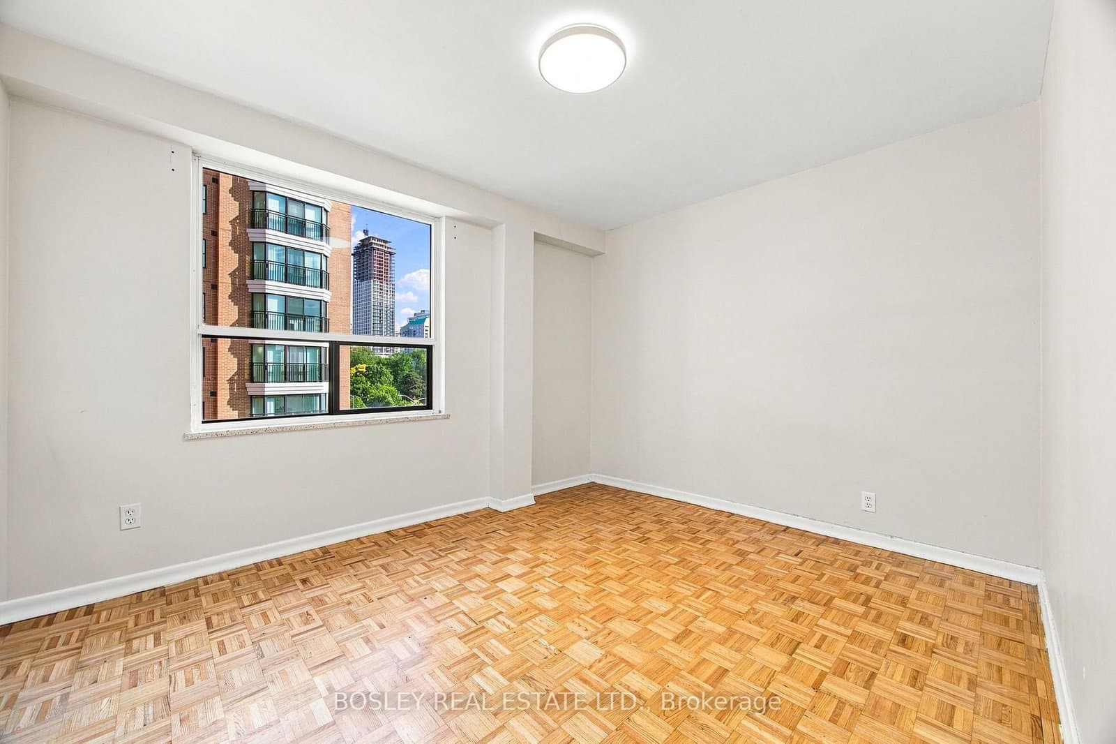 85 Lawton Boulevard, Unit 310 thumbnail 12
