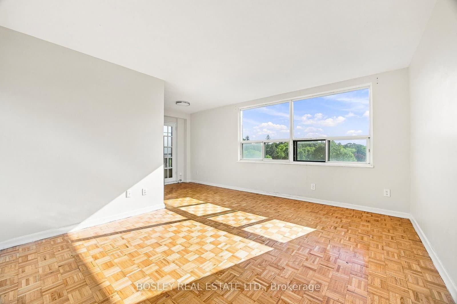 85 Lawton Boulevard, Unit 310 thumbnail 2