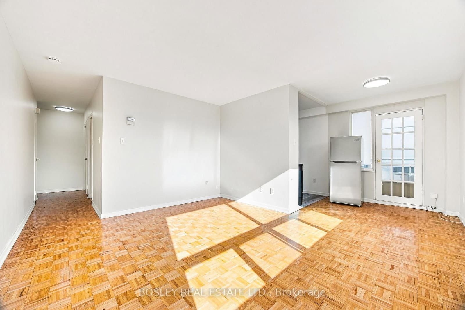 85 Lawton Boulevard, Unit 310 thumbnail 4